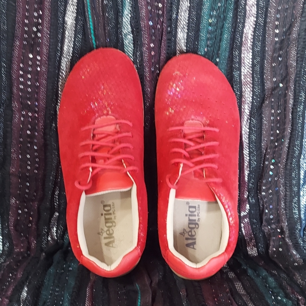 Alegria Essence Cherry Iridescent Sneaker